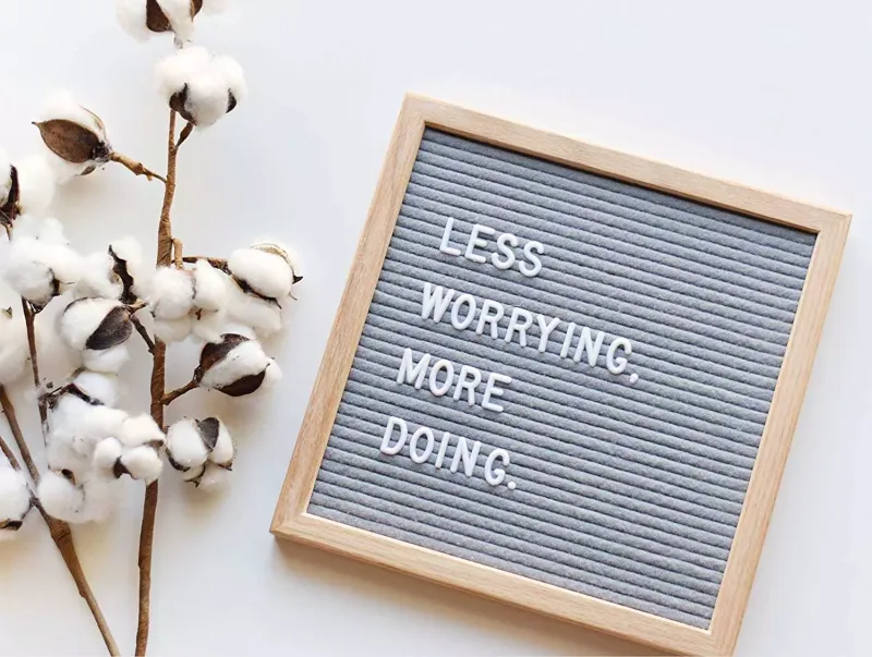 Customized Solid Wood Felt Letter Board Black Backing Plate Felt Letter Frame