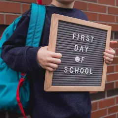 Customized 10x10'' Felt Letter Frame, Changeable Felt Letter Board with Letters