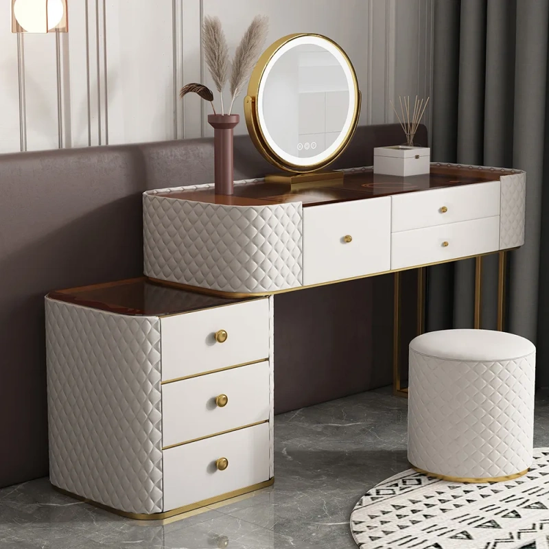 Modern Makeup Vanity Set with Mirror