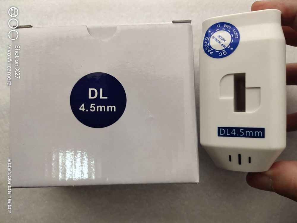 4D hifu machine with 1.5mm , 3.0mm, 4.5mm , 8.0mm , 13.0mm , 16.0mm cartridges, each cartridge has 20000 shots