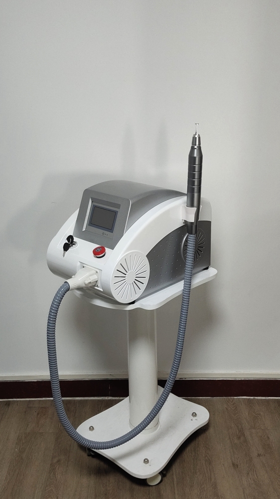 Professional Carbon Peel Laser Q Switched Nd Yag Laser Tattoo Removal Machine with 532nm&1064nm&1320nm