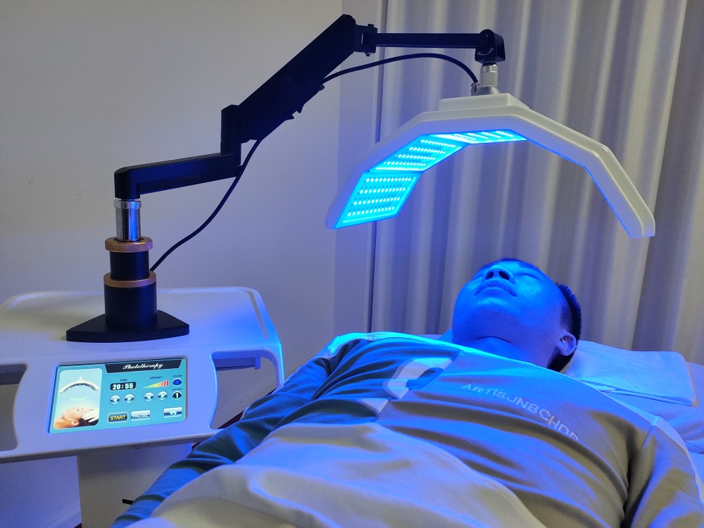 Professional Spa 7 Colors Photodynamic Face Pdt Led Light Lamp 635 Photon Therapy Led Facial Spa Machine For Beauty Salon Use