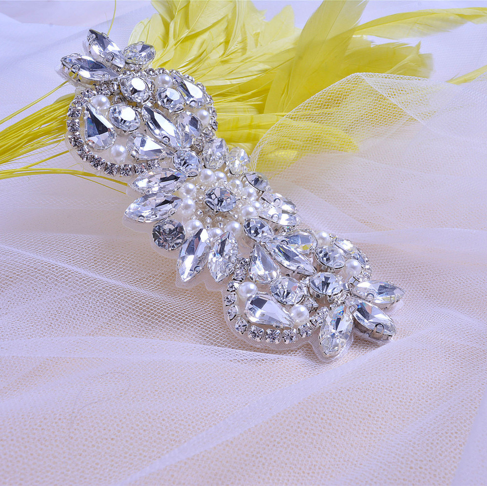 SM156 Crystal Diamante  Rhinestone Applique 1 Piece