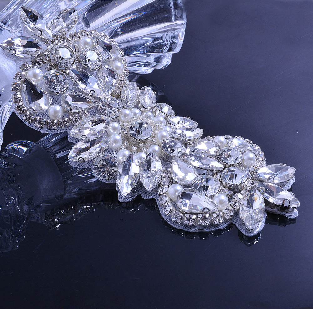 SM156 Crystal Diamante  Rhinestone Applique 1 Piece