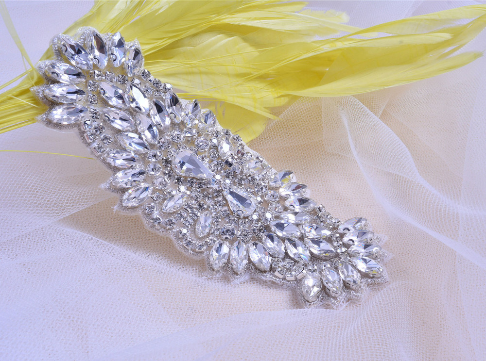 SM157 Crystal Diamante  Rhinestone Applique 1 Piece