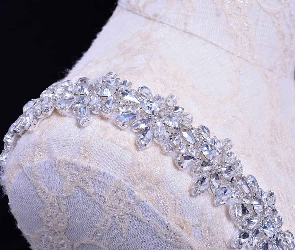 SM153 Crystal Diamante  Applique Chain 1 Piece