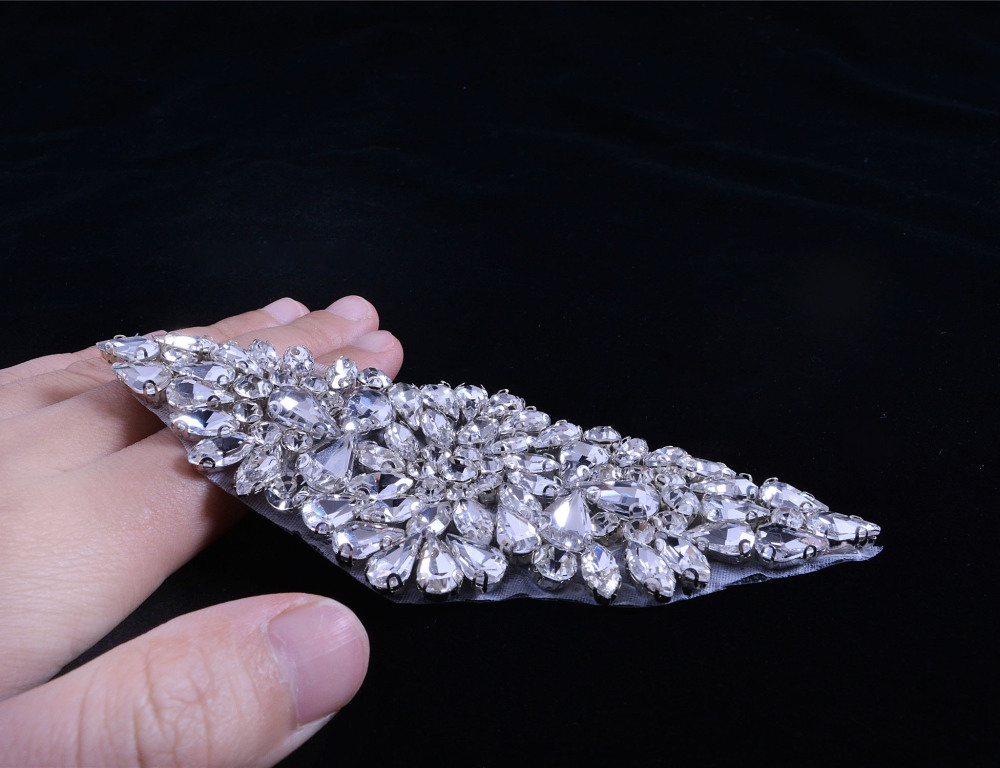 SM155 Crystal Diamante  Rhinestone Applique 1 Piece