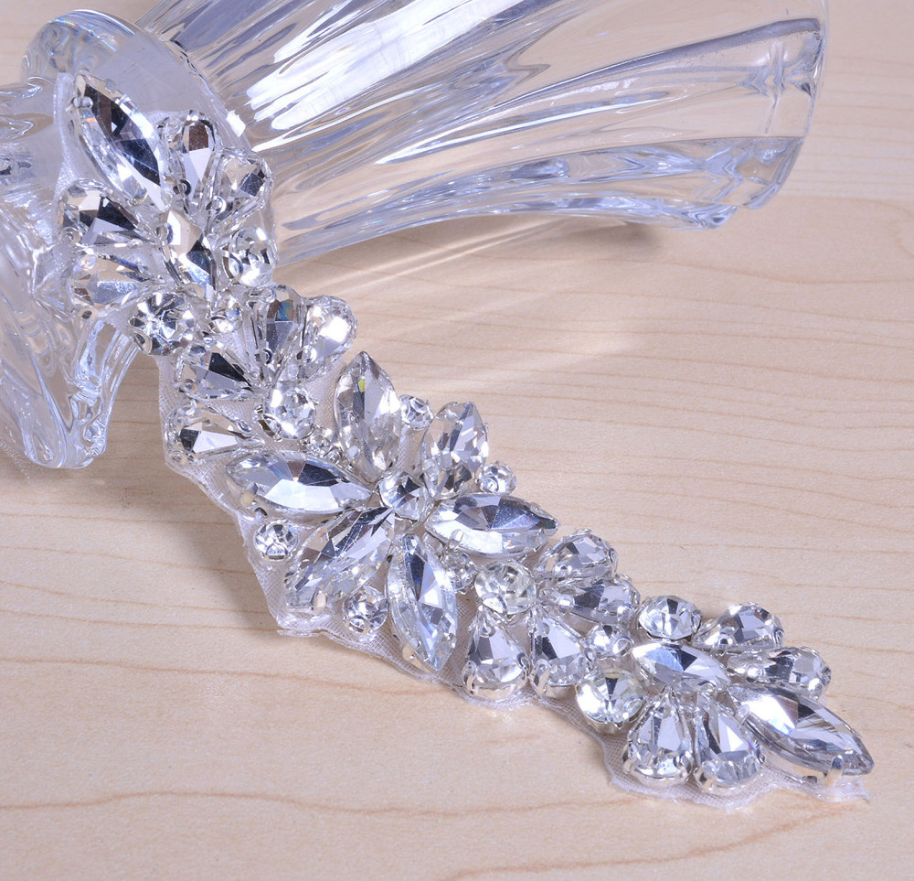 SM158 Crystal Diamante  Rhinestone Applique 1 Piece