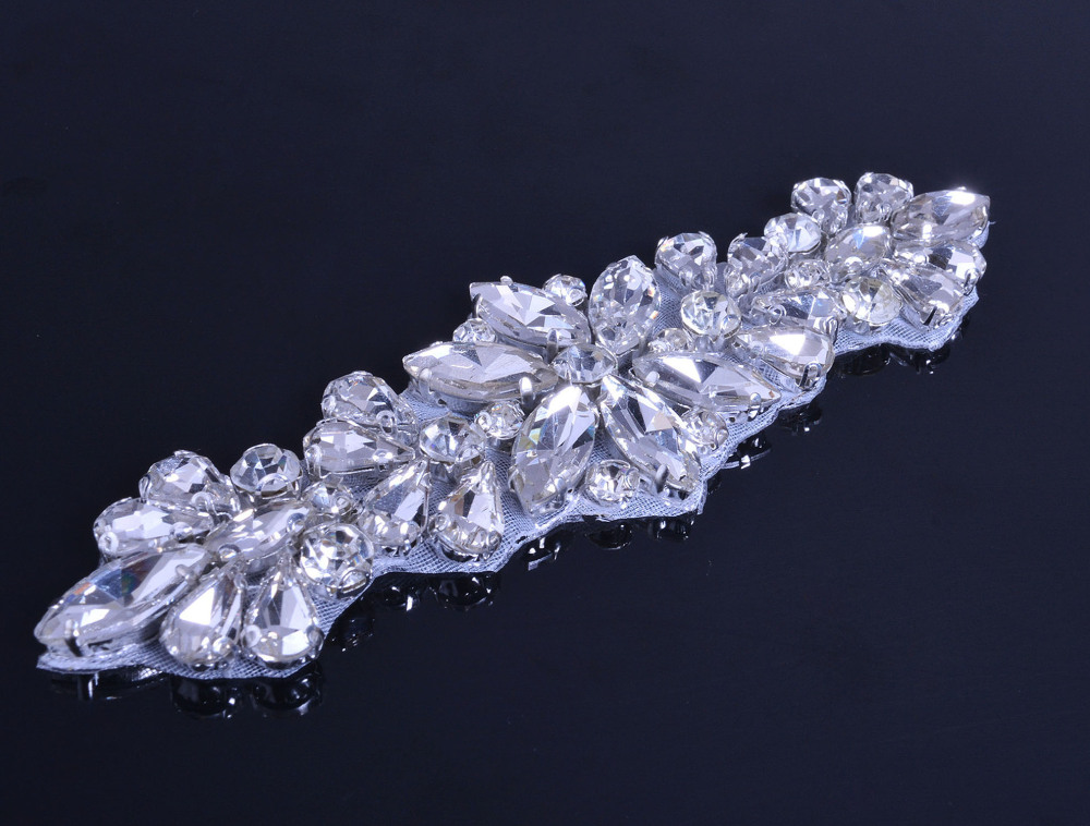 SM158 Crystal Diamante  Rhinestone Applique 1 Piece