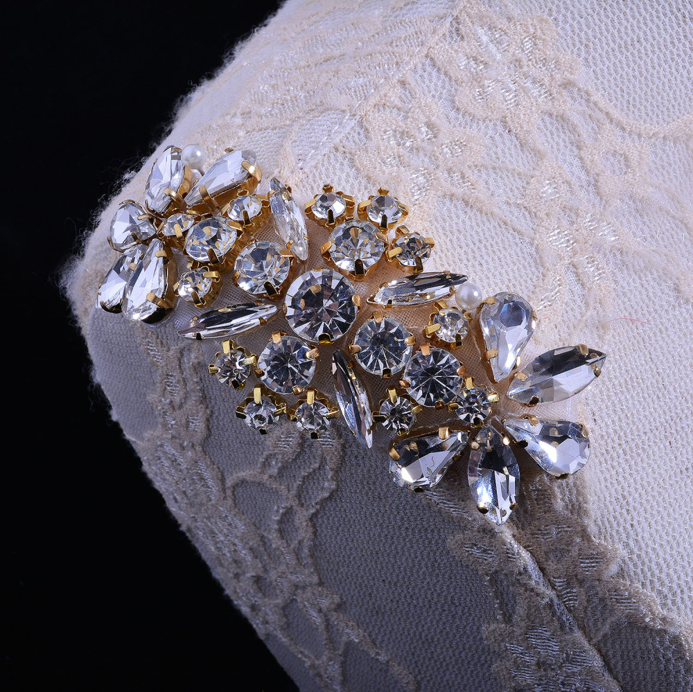 SM160 Crystal Diamante  Rhinestone Applique 1 Piece