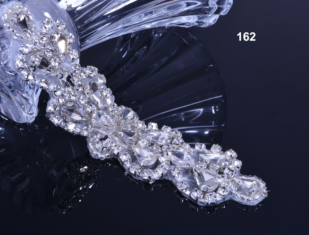 SM162 Crystal Diamante  Rhinestone Applique 1 Piece