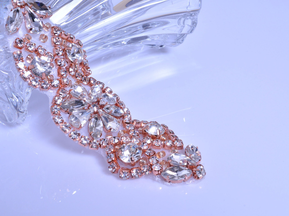 SM159 Crystal Diamante  Rhinestone Applique 1 Piece