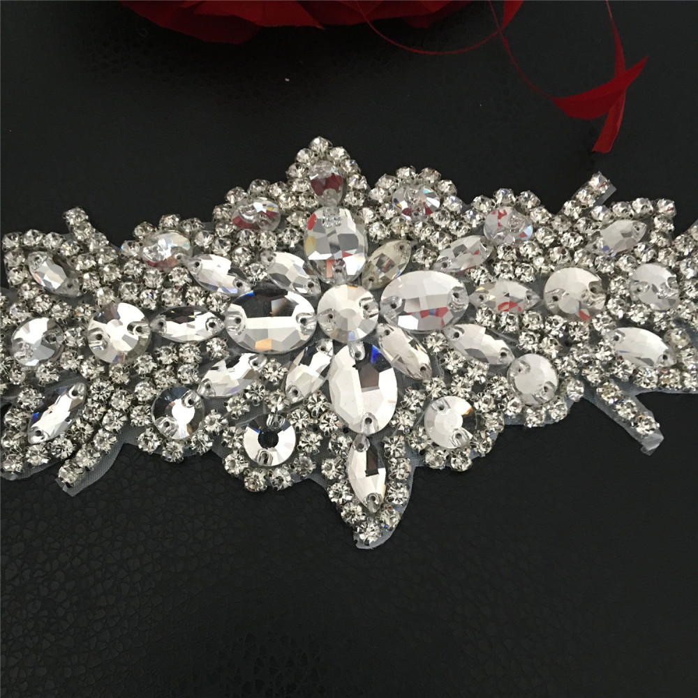 SM012 Crystal Diamante  Rhinestone Applique 1 Piece