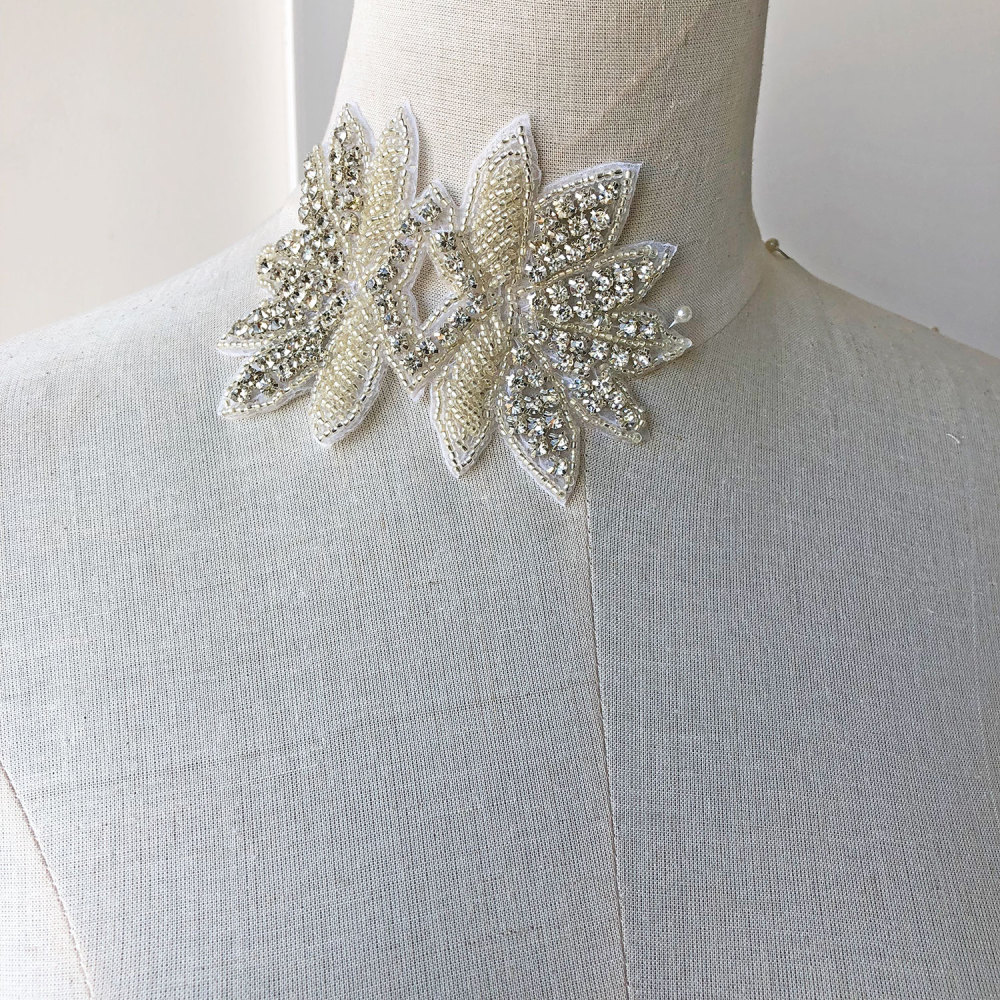 SM003 Crystal Diamante  Rhinestone Applique 1 Piece