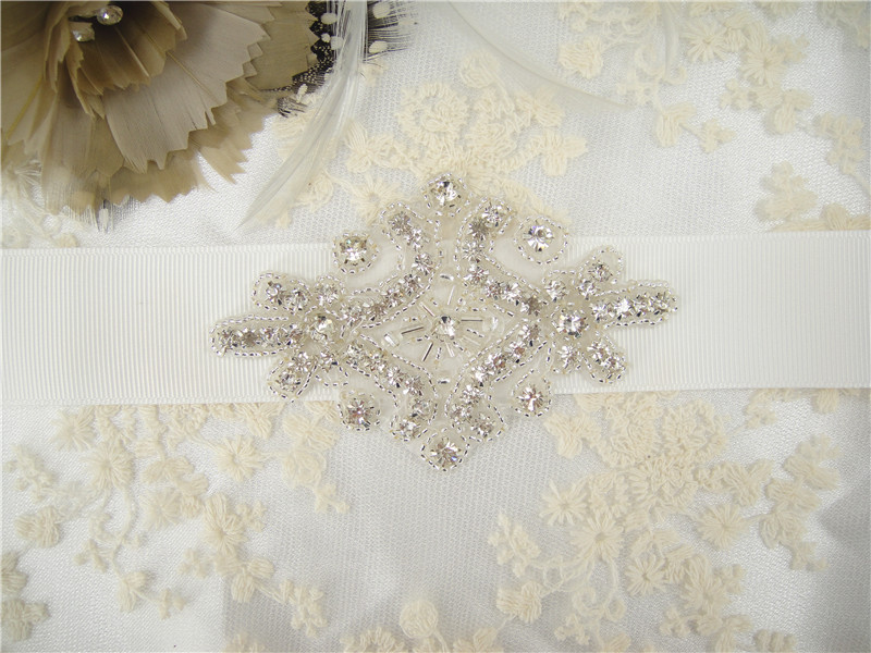 SM002 Crystal Diamante  Rhinestone Applique 1 Piece