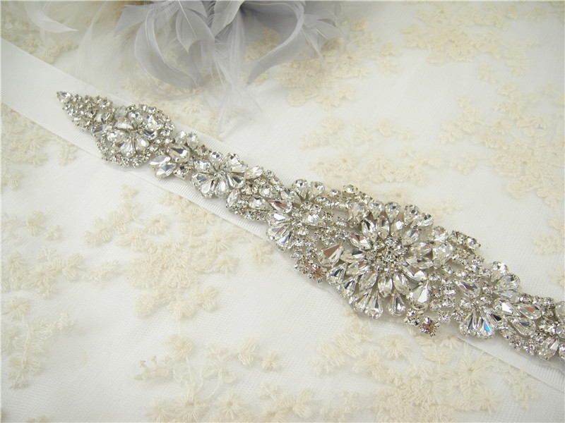 SM010 Crystal Diamante  Rhinestone Applique 1 Piece
