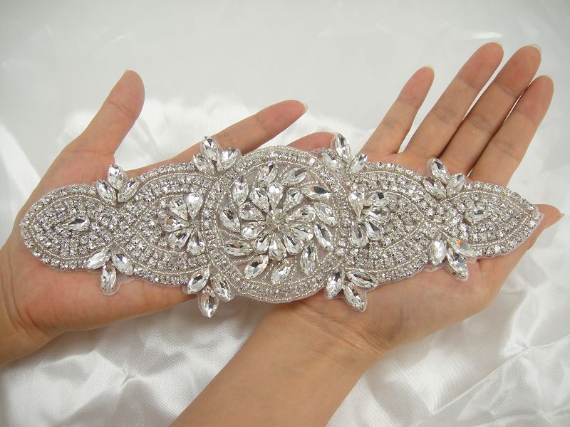 SM015 Crystal Diamante  Rhinestone Applique 1 Piece