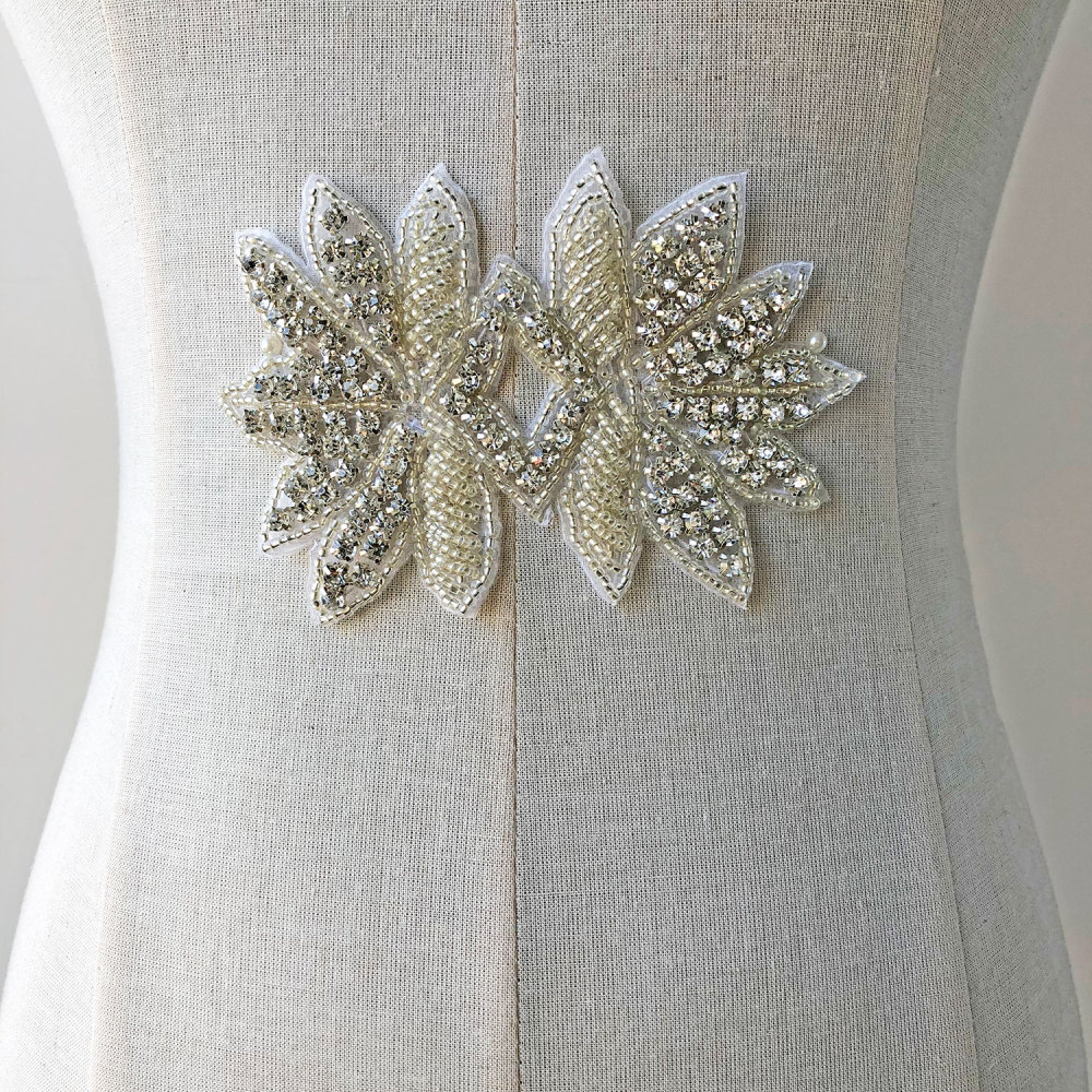 SM003 Crystal Diamante  Rhinestone Applique 1 Piece