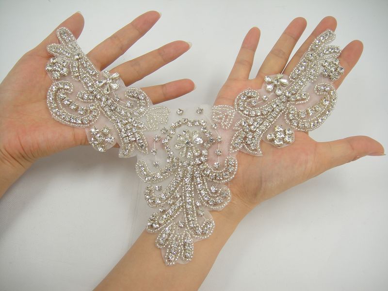 SM014 Crystal Diamante  Rhinestone Applique 1 Piece