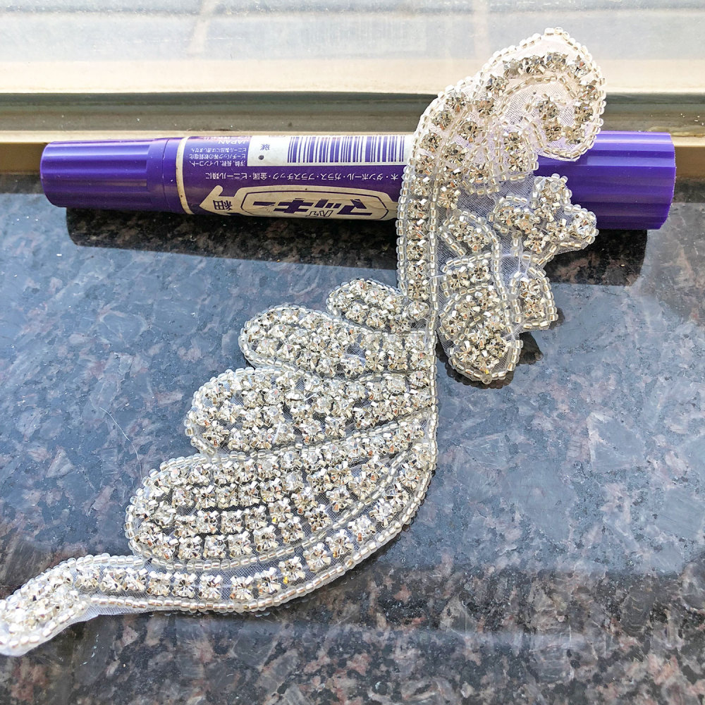 SM016 Crystal Diamante  Rhinestone Applique 1 Piece