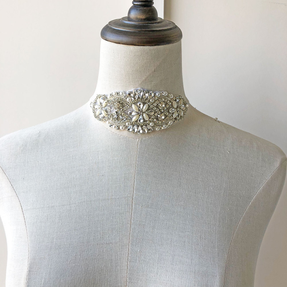 SM009 Crystal Diamante  Rhinestone Applique 1 Piece