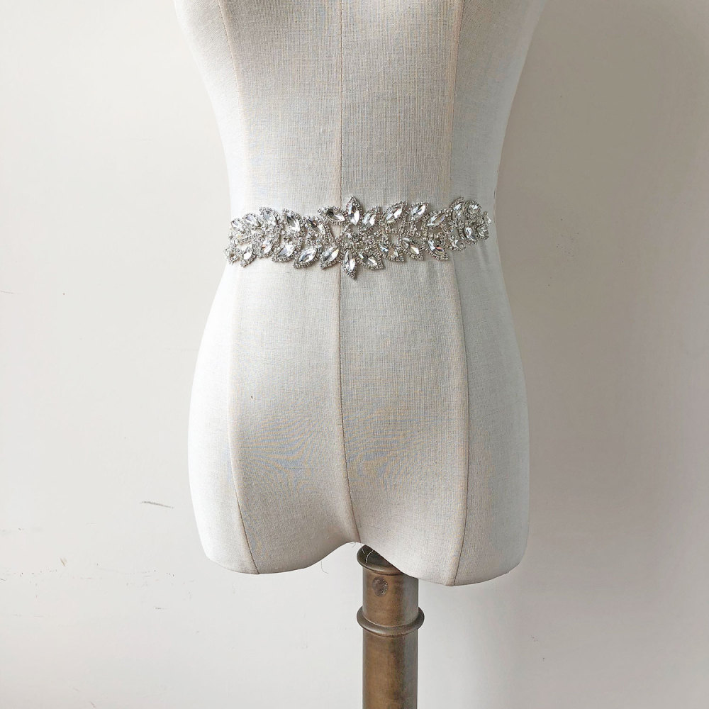 SM020 Crystal Diamante  Rhinestone Applique 1 Piece