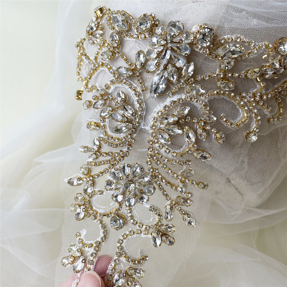 SM144 Crystal Diamante  Rhinestone Applique 1 Piece