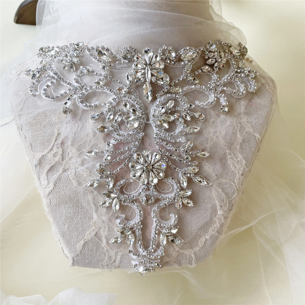 SM144 Crystal Diamante  Rhinestone Applique 1 Piece