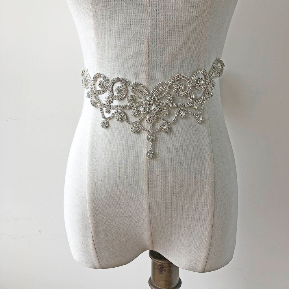 SM029 Crystal Diamante  Rhinestone Applique 1 Piece