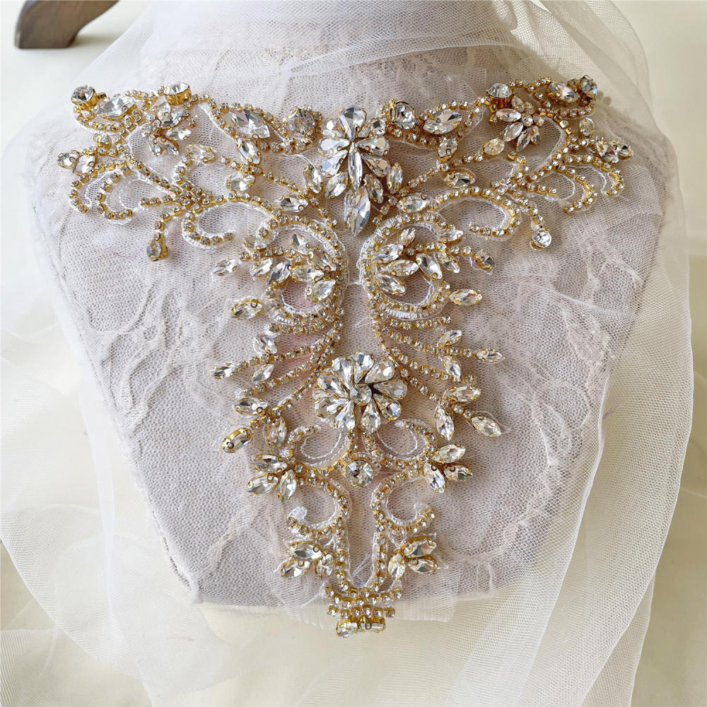 SM144 Crystal Diamante  Rhinestone Applique 1 Piece