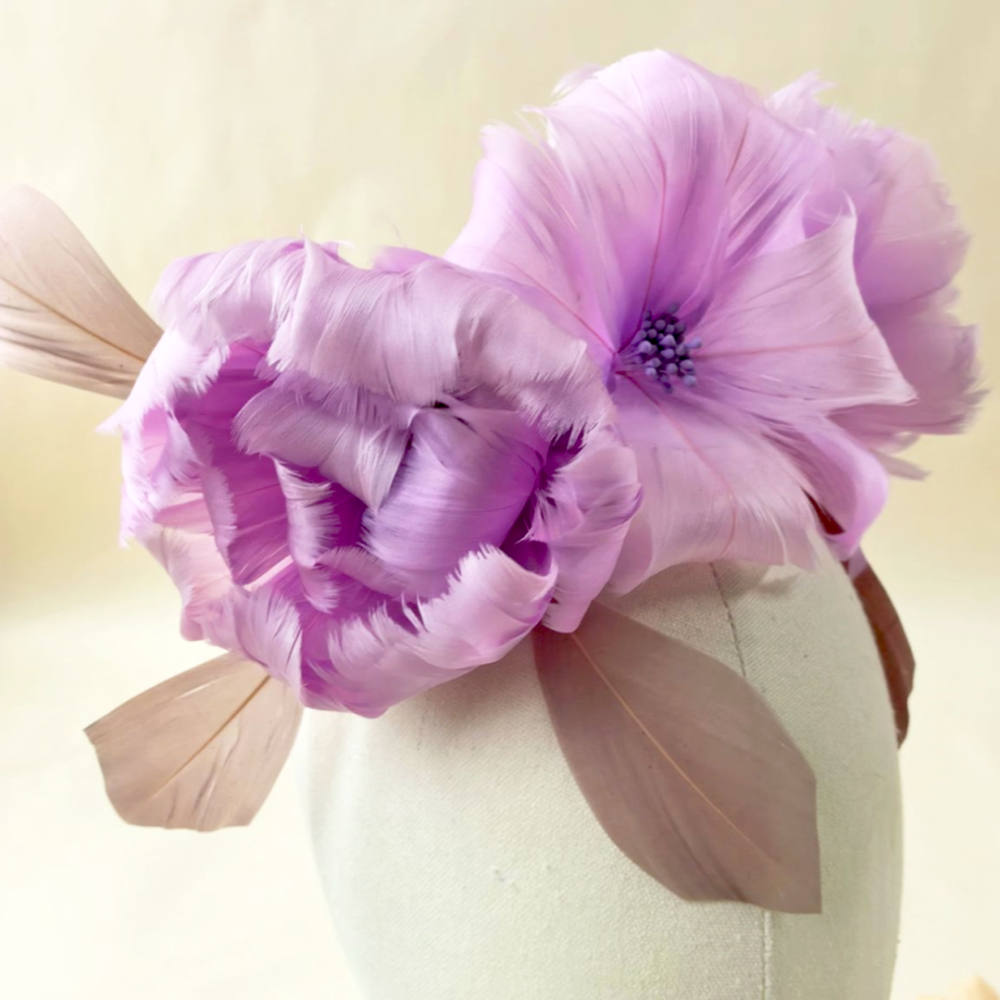 RM1728 Poseable Goose Feather Triple Floral Mount with Foliage for Millinery