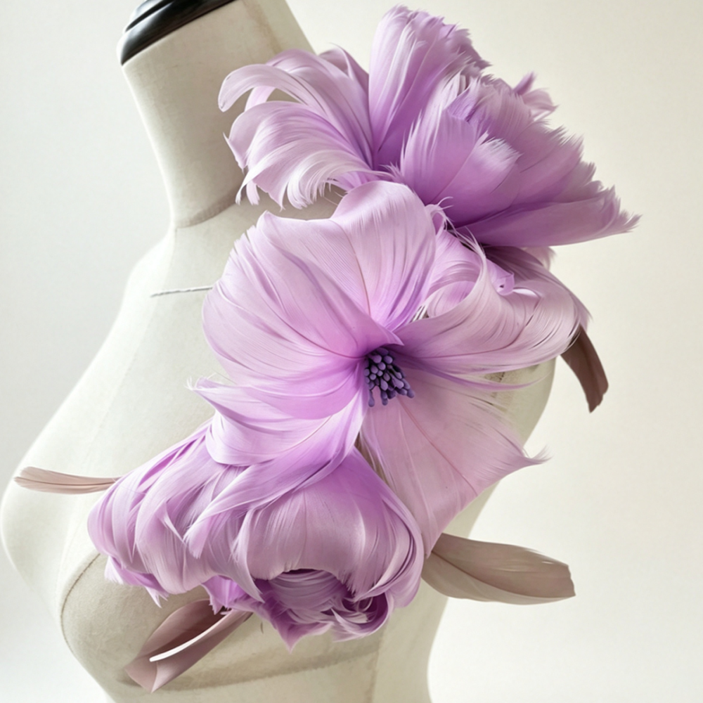 RM1728 Poseable Goose Feather Triple Floral Mount with Foliage for Millinery