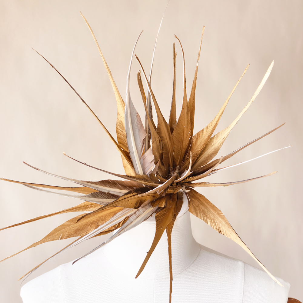 RM1736 Dramatic Sweep Stiffened Goose Hump Feather Mount for Vanguard Millinery