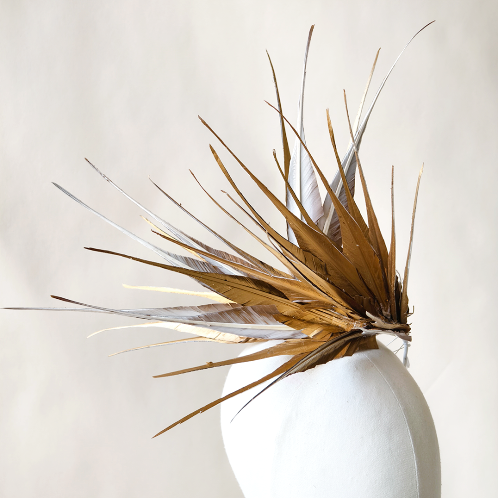 RM1736 Dramatic Sweep Stiffened Goose Hump Feather Mount for Vanguard Millinery