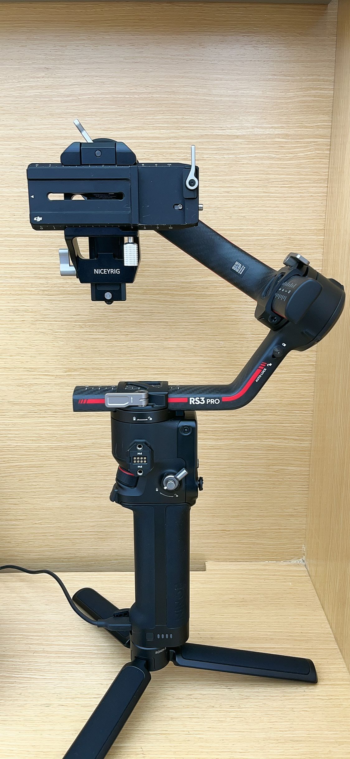 Niceyrig Vertical Shooting Adaptor Mount for DJI Ronin S2/RoninS3/RoninS3 Pro (Capacity:2kg)