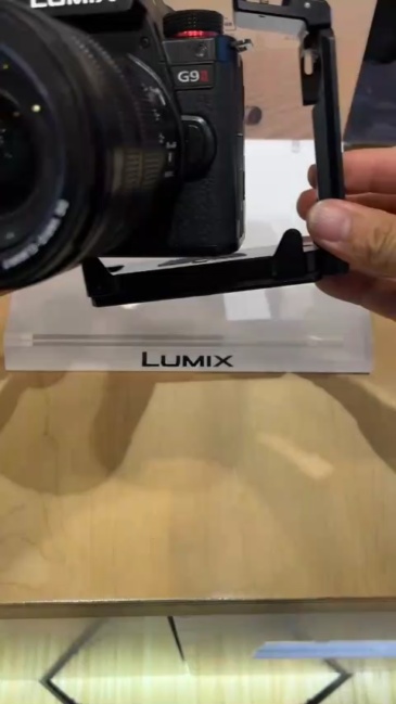 Niceyrig L-bracket for Panasonic Lumix S5/S5II/S5M2/LUMIX S5Mark II/LUMIX S5Mark II X/G9M2 Camera