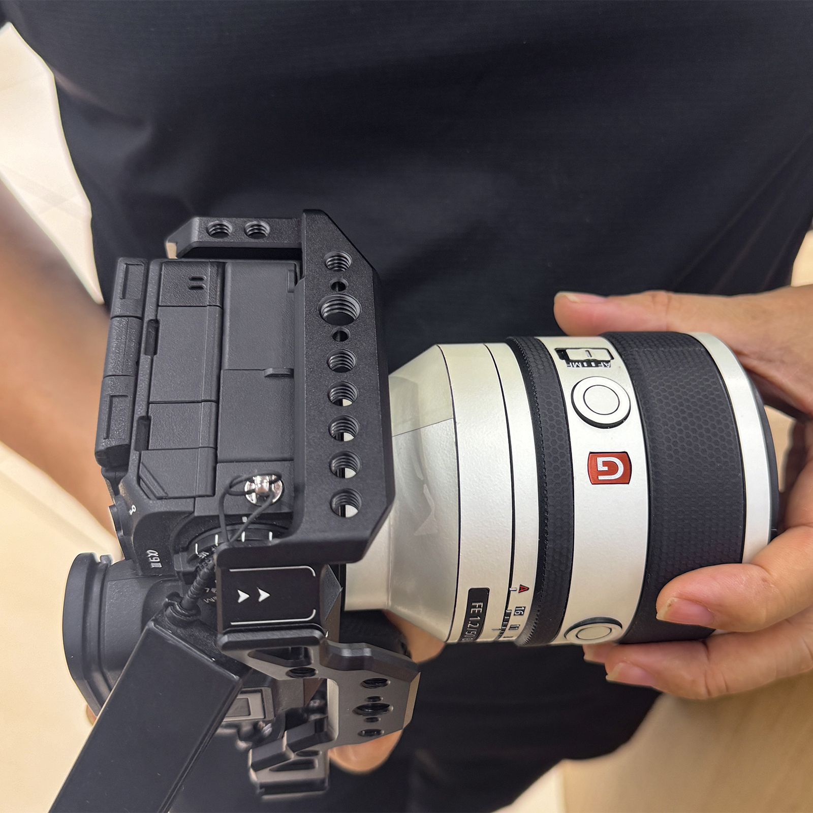 Niceyrig Camera Cage for Sony A9M3 (ILCE-9M3/α9 III)