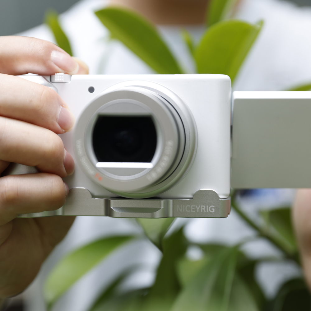 Niceyrig Sony ZV1-M2 L-shape Camera Cage with Arca Swiss Bottom & 1/4’’-20 Thread (Silver)