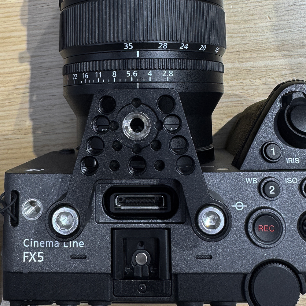 Niceyrig Top Plate for Sony FX5/FX2/FX3/FX30 Cinema Camera with Arri Locating Holes&Mutiple 1/4 Thread Holes