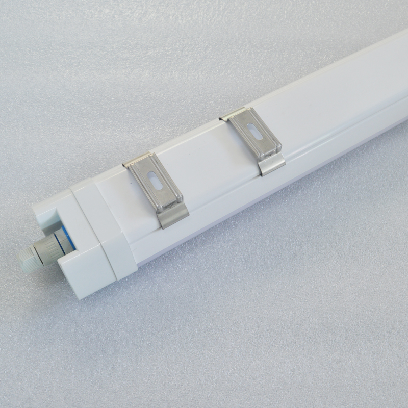 Tube lumineux LED 36 W 1,2 m pour garage