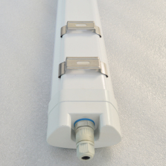 Réglette lumineuse LED 20 W pour entrepôt