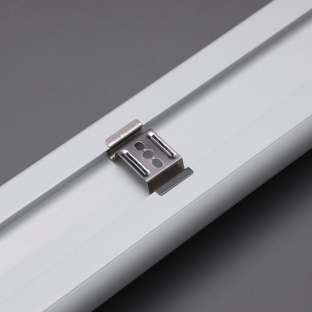 Usine de luminaires à réglette LED pour garage de 45 W et 5 pieds