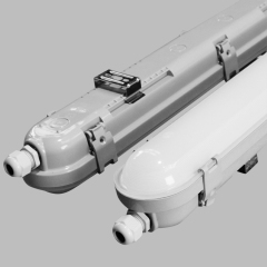 Luminaire LED anti-vapeur de 40 W et 4 pieds