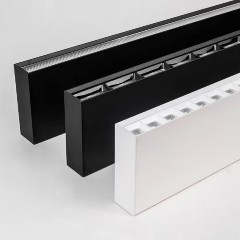 Lampe suspendue à LED linéaire de 4 pieds vers le haut et vers le bas