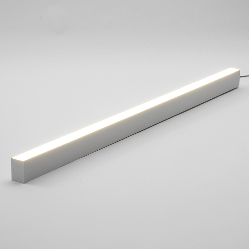 Usine de luminaires linéaires à LED avec longueurs polyvalentes (4 pieds, 5 pieds, 6 pieds, 8 pieds)