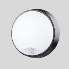 Plafonnier LED anti-humidité avec capteur PIR