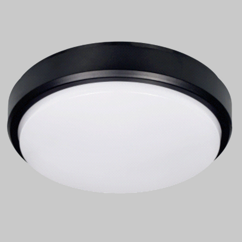 Feuchtigkeitsgeschützte LED-Deckenleuchte mit PIR-Sensor