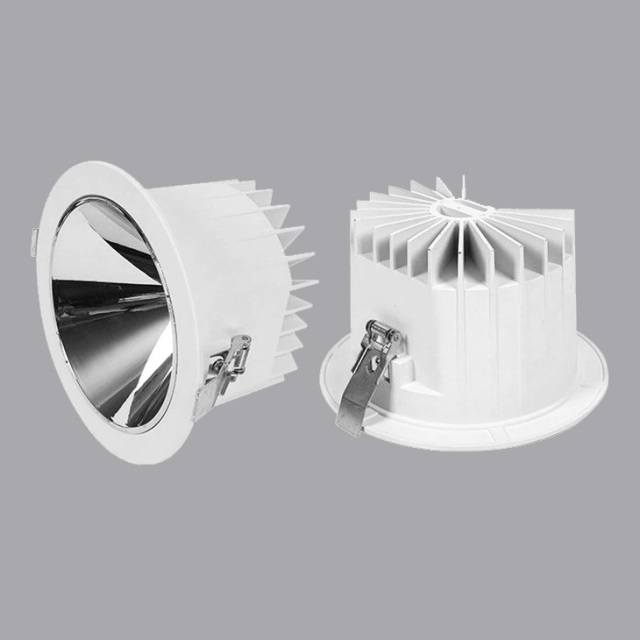 Luzes de teto LED à prova d'água: a melhor escolha para durabilidade e eficiência