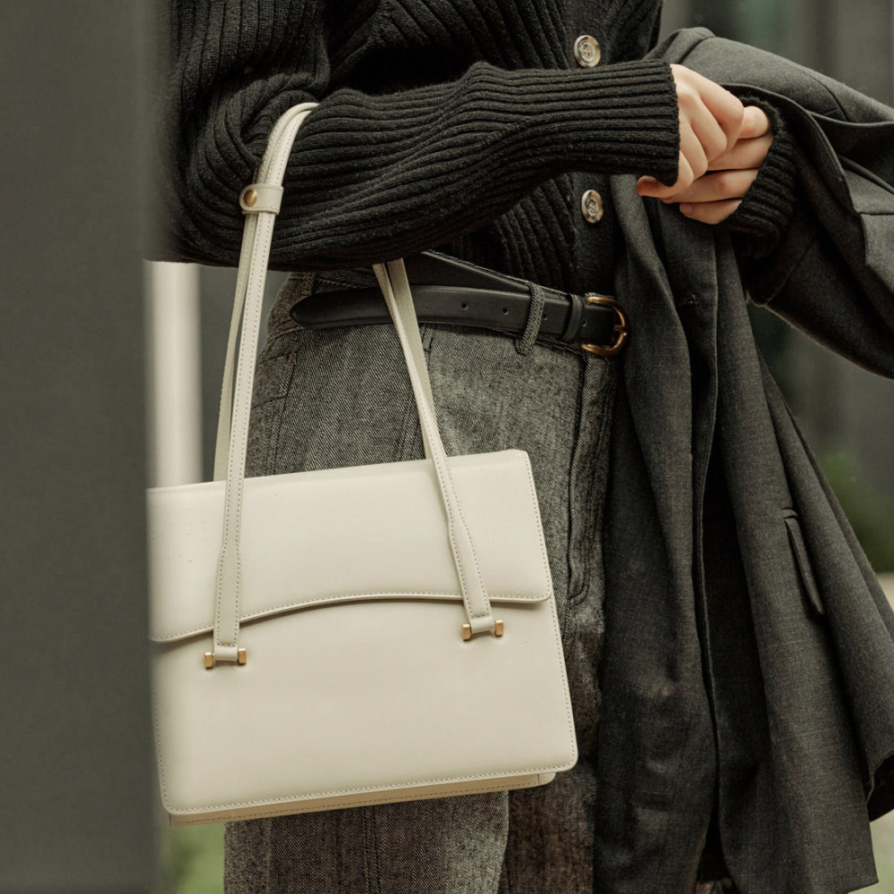 Atelier de LUMEN Charlotte Square Bag / Misty White / Antique Yellow / Organ Brown / Soft Black