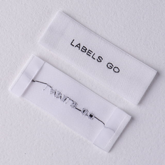 Custom woven labels with personalized logos for clothing brands